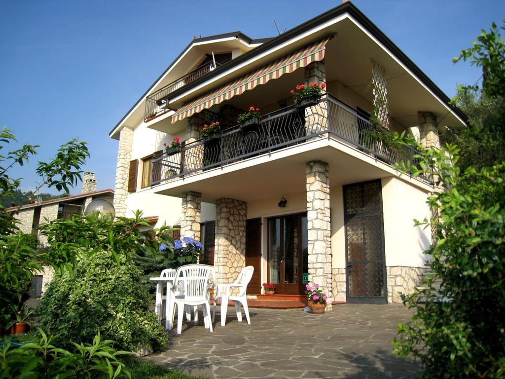 Bed And Breakfast Due Leoni Torri Del Benaco Bilik gambar